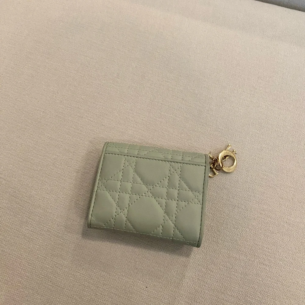 Dior wallet